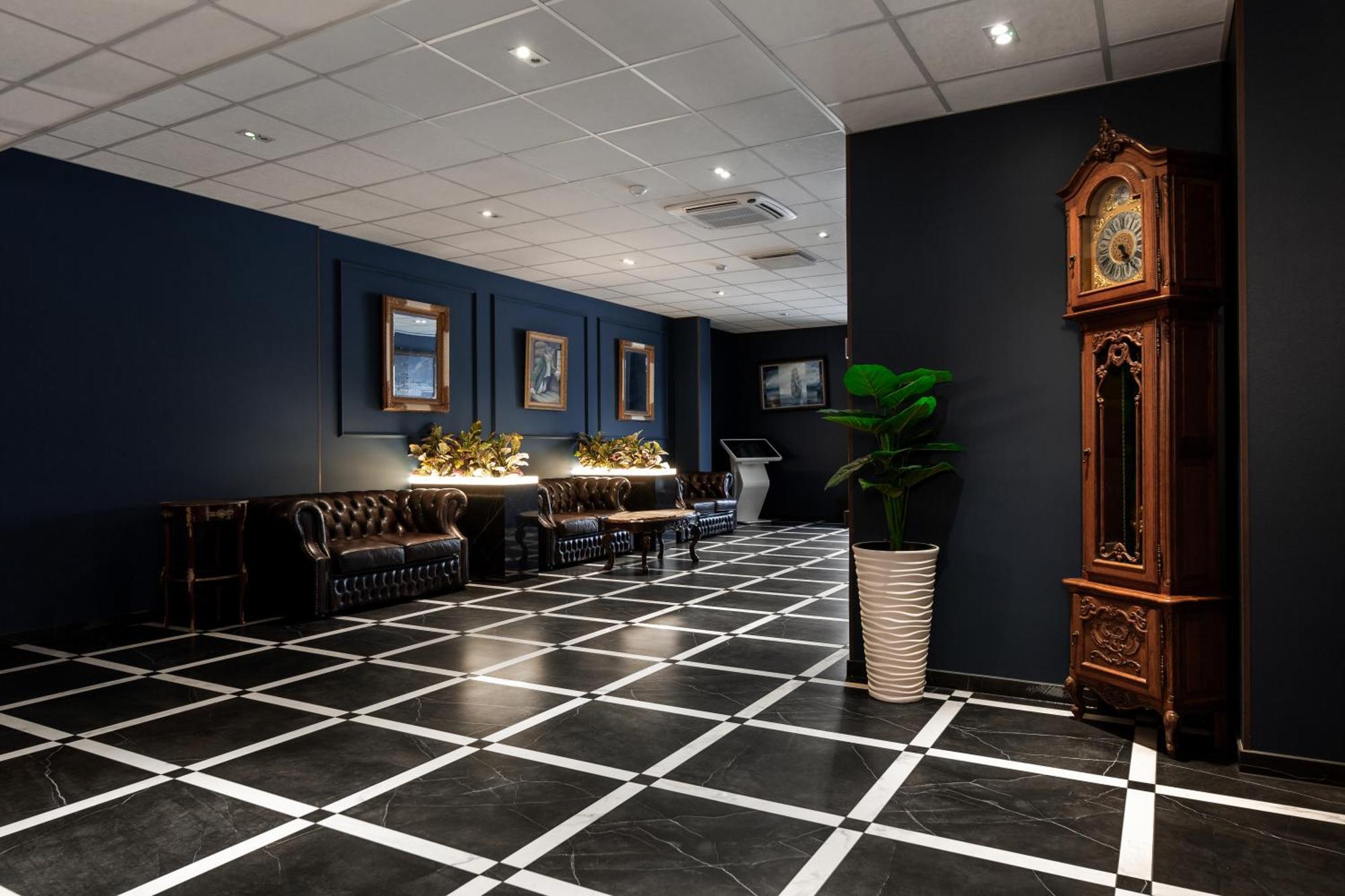 Adoryal Hotell Talin Exterior foto